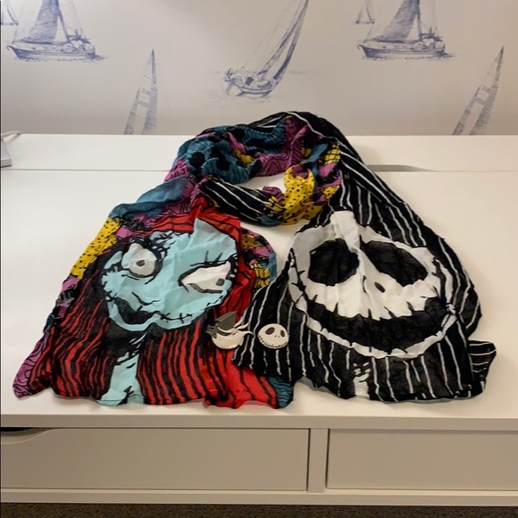 Nightmare Before Christmas Scarf & Pins